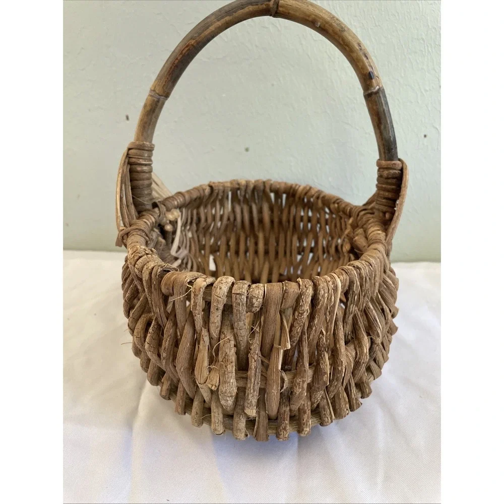 BUTTOCKS egg splint basket handmade rustic vintage primitive God's Eye 10x10x7‎